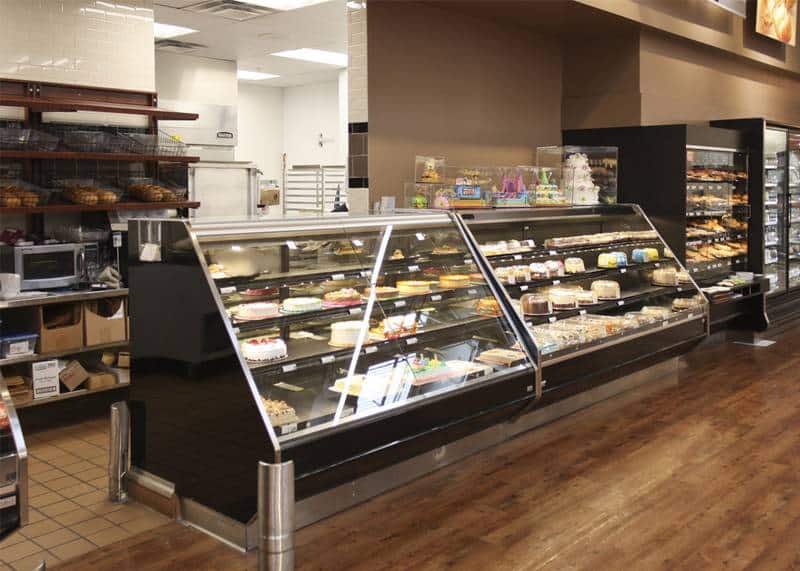 BMD-R-Bakery-display-case-photo-curved-glass-AC0021.jpg.jpg