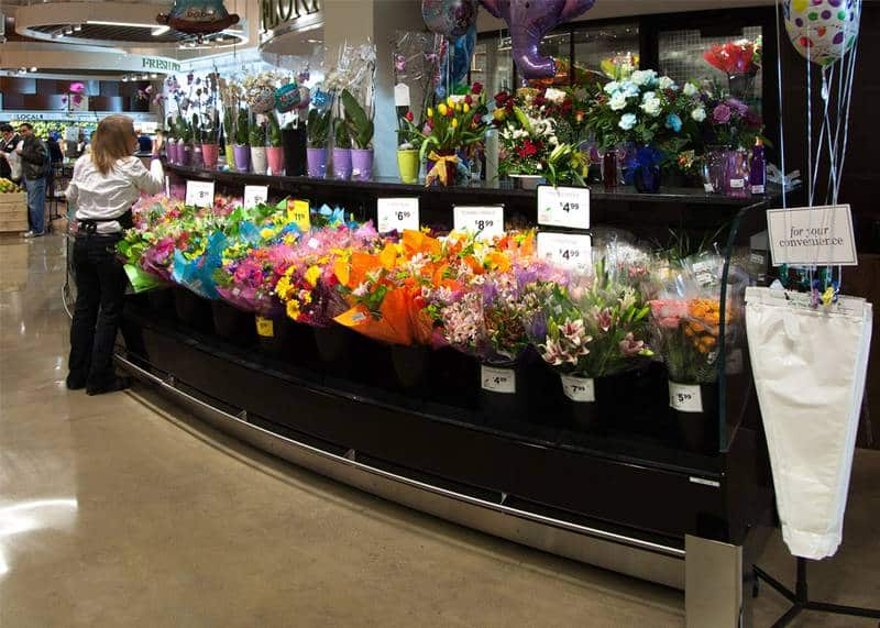 FT-R-display-case-photo-floral-5233.jpg