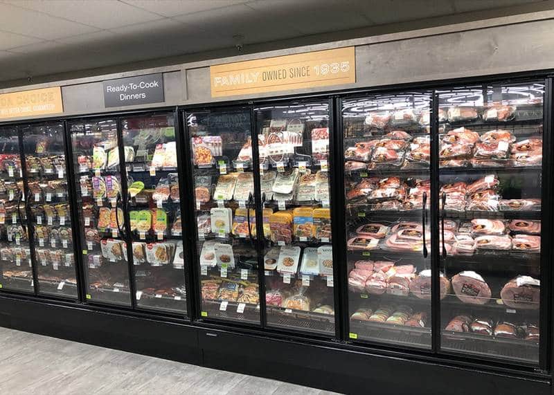 ONRM-display-case-photo-fresh-meat-bulk-whole-ham-line-up-signage-1566.jpg