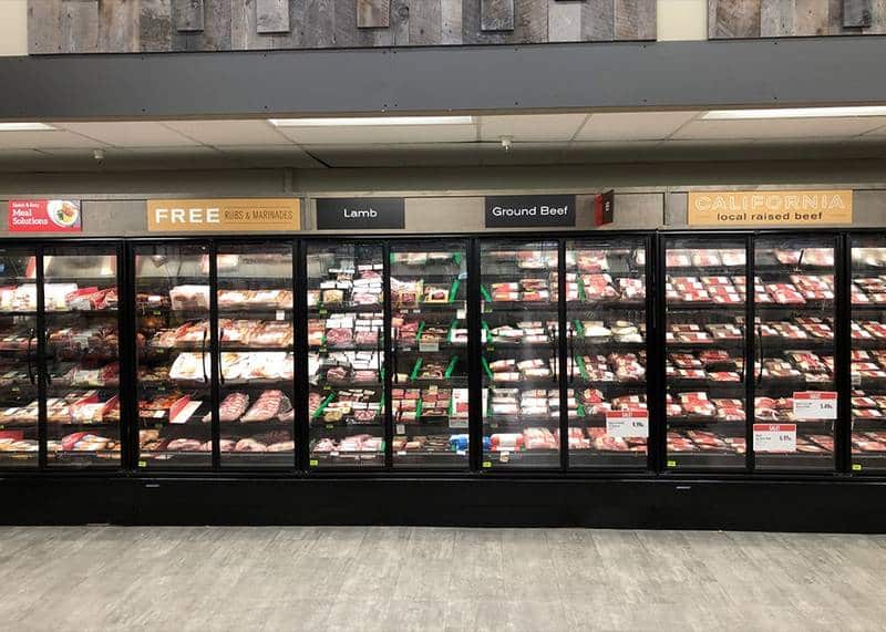 ONRM-display-case-photo-fresh-meat-lamb-line-up-signage-1568.jpg