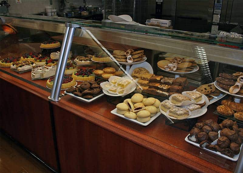 PC-G-R-display-case-photo-bakery-0017.jpg