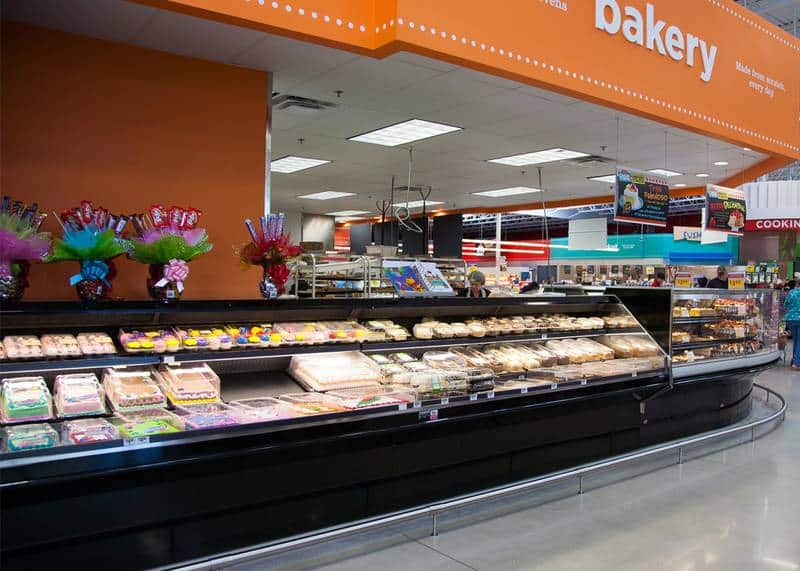 PF-R-display-case-photo-bakery-GMD-R-6165.jpg