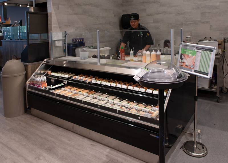 PT-R-display-case-photos-deli-sushi-2616.jpg