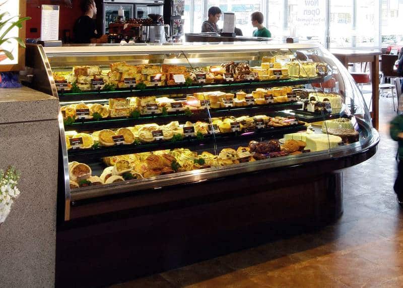 SMD-R-Bakery-display-case-photo-bakery-curved-glass-0019.jpg