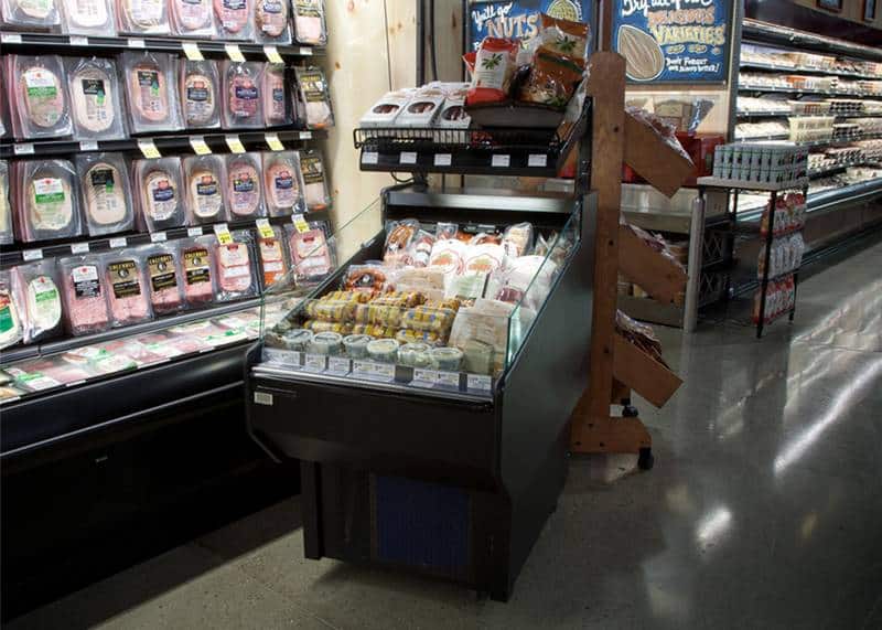 HS-display-case-photo-deli-1100.jpg