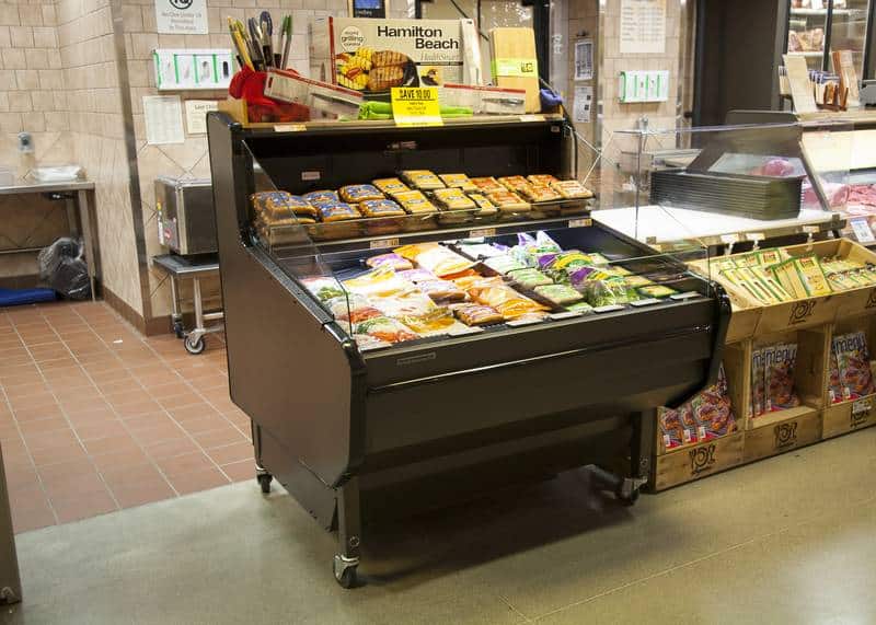 O2.5UMA-display-case-photo-meat-2927.jpg