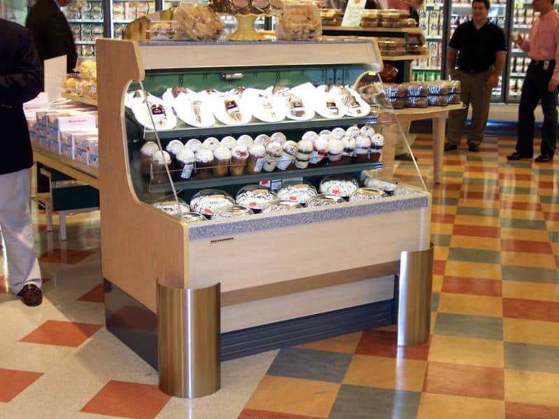 ON3UM-NRG-display-case-photo-dessert-DM.jpg