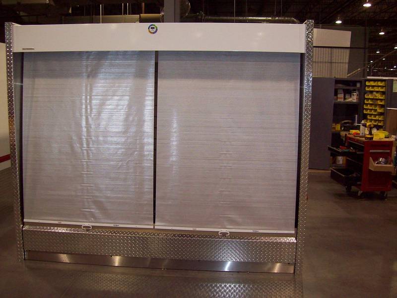 OWDRL-display-case-photo-night-curtain-3.jpg