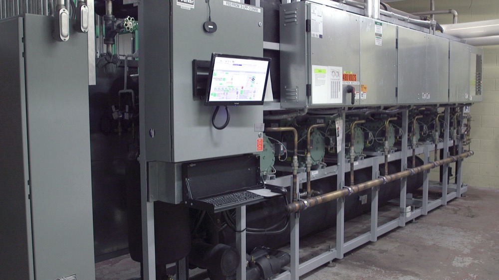 advansor-co2-Industrial-refrigeration-photo-campbells-0021